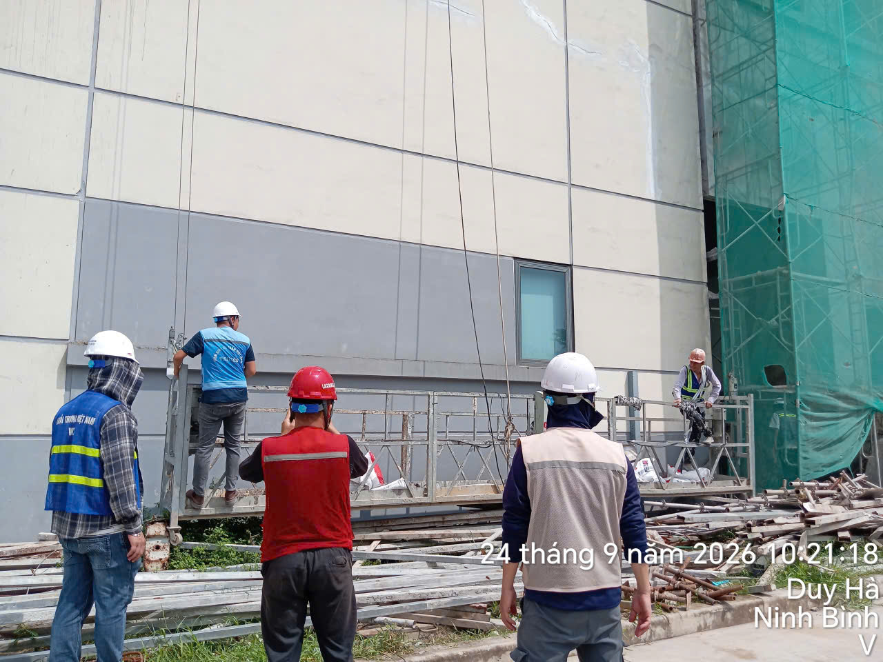 Công trình Sơn đá bả lưới tại KCN Đồng Văn Hà Nam 1790237249677 6922887918645853711 6922887918645853711 51558be0e7902e71c3f2650c96d3bee6
